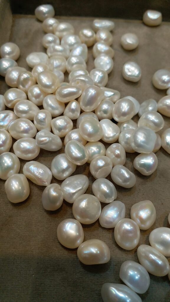 Keshi Pearl Stone